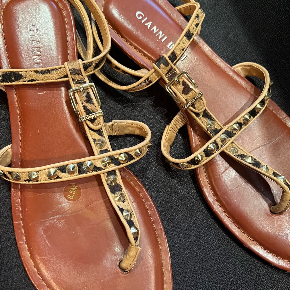 Shoes - Picture 12 of 12